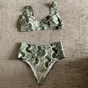 MAKE ME AN OFFER! Green snake print bikini.